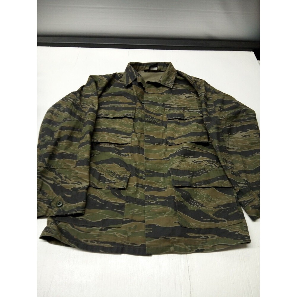 Genuine Gear Long Sleeve Button Up Camo shirt jacket Size S-R
